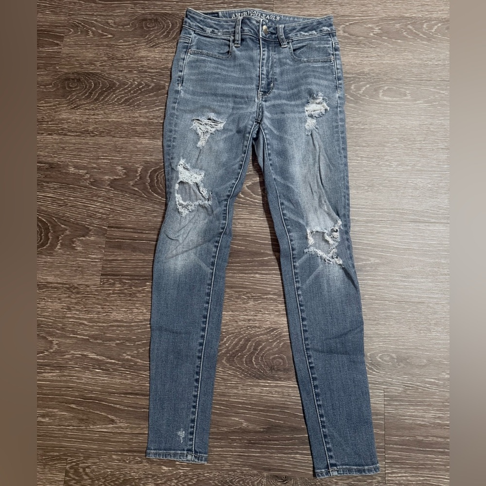 American Eagle Distressed Blue Women's Jeans
